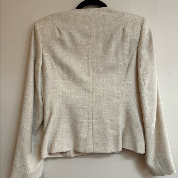 Vintage Women's Cream Crew Neck Blazer - Picture 3 of 3